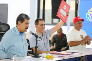 Presidente Nicolás Maduro inaugura Universidad Nacional de las Comunas