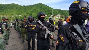 Venezuela inicia despliegue militar en la frontera con Colombia por la defensa nacional