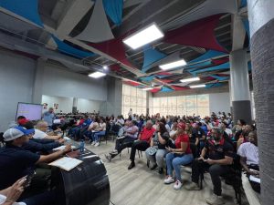 Reunión de trabajo con el Poder Popular del municipio Sucre, estado Miranda