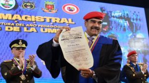 Presidente Nicolás Maduro recibe Doctorado Honoris Causa en Defensa de la nación