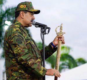 Espada de Perú representa voluntad inquebrantable de defensa de América