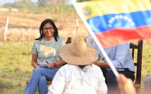 Presidenta (E) Delcy Rodríguez respalda a productores para consolidar el modelo «Hecho en Venezuela»