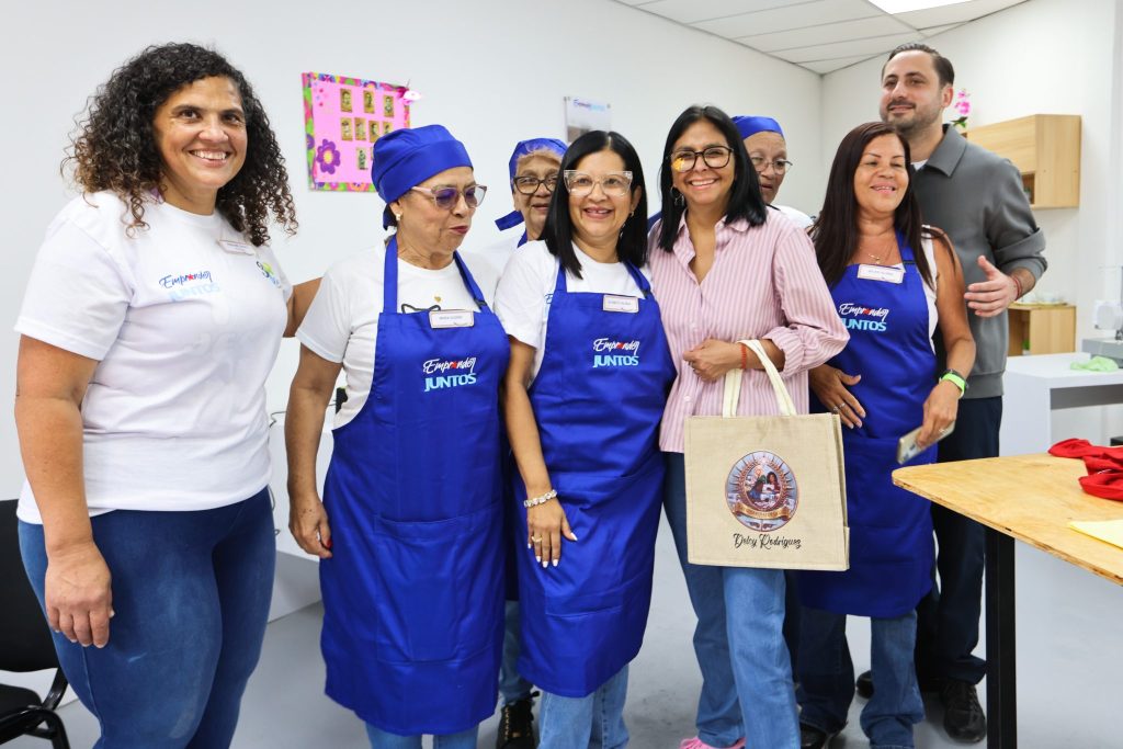 Presidenta Delcy Rodríguez entregó Centro de Desarrollo Endógeno Lanceros de La Victoria para impulso comunitario en Caricuao